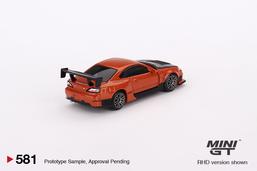 Mini GT 1:64 Nissan Silvia S15 D-MAX Metallic Orange RHD (MGT00581-CH)
