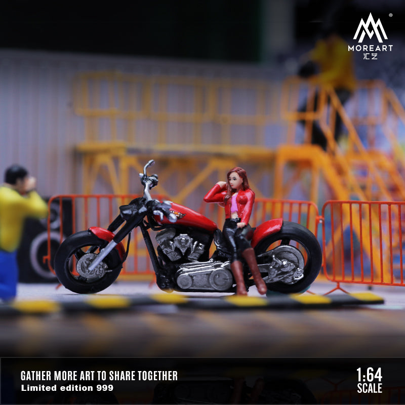 MoreArt 1:64 Harley-Davidson Motorcycle Pretty Girl Doll Set (1 Motorcycle + 1 Figure)