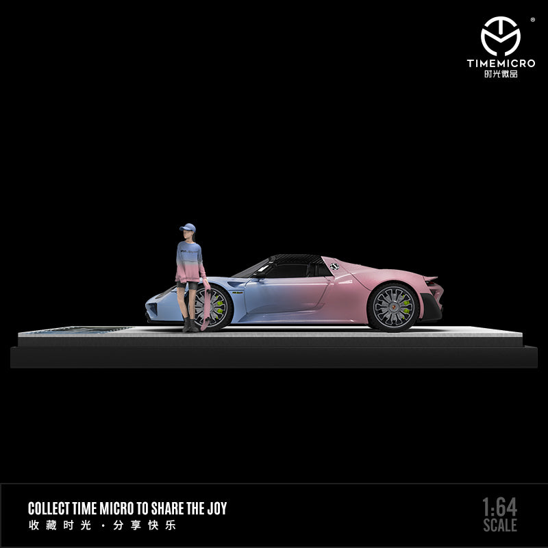 Time Micro 1/64 Porsche 918 Spyder Fading Blue and Pink with Girl Miniature Figure