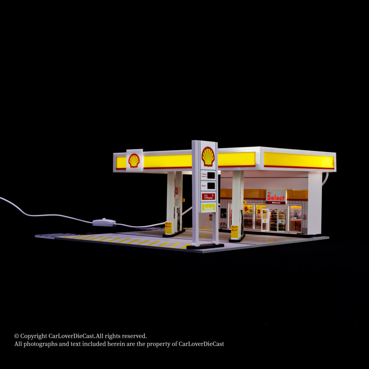 G-Fans 1:64 Shell Gas Station Architectural Scene Model LED Light Diorama