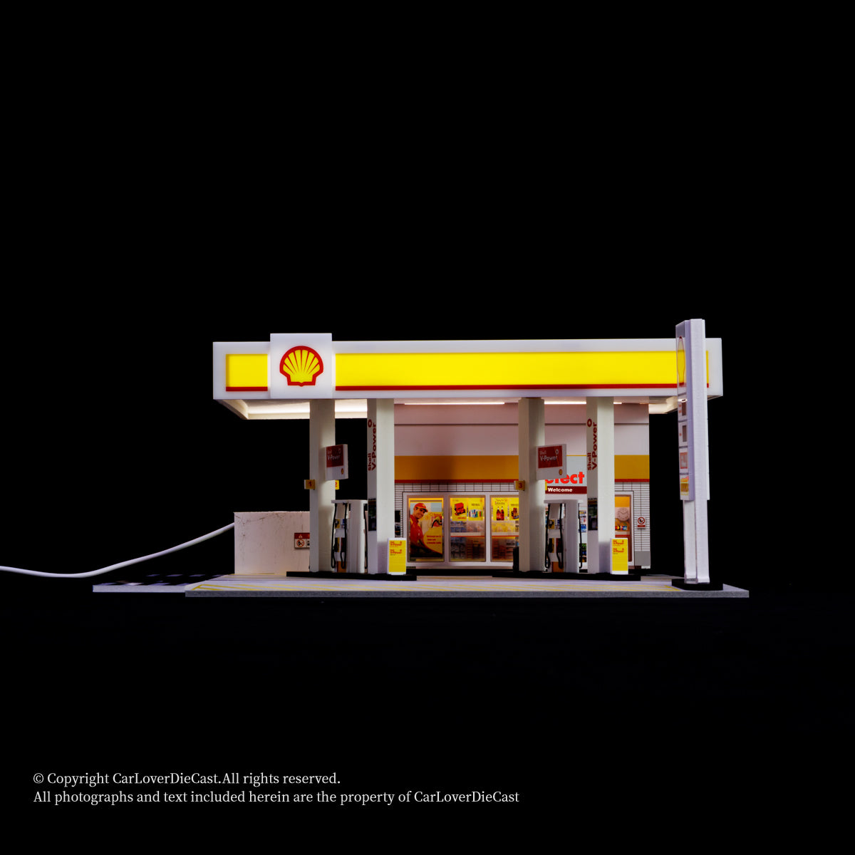 G-Fans 1:64 Shell Gas Station Architectural Scene Model LED Light Diorama