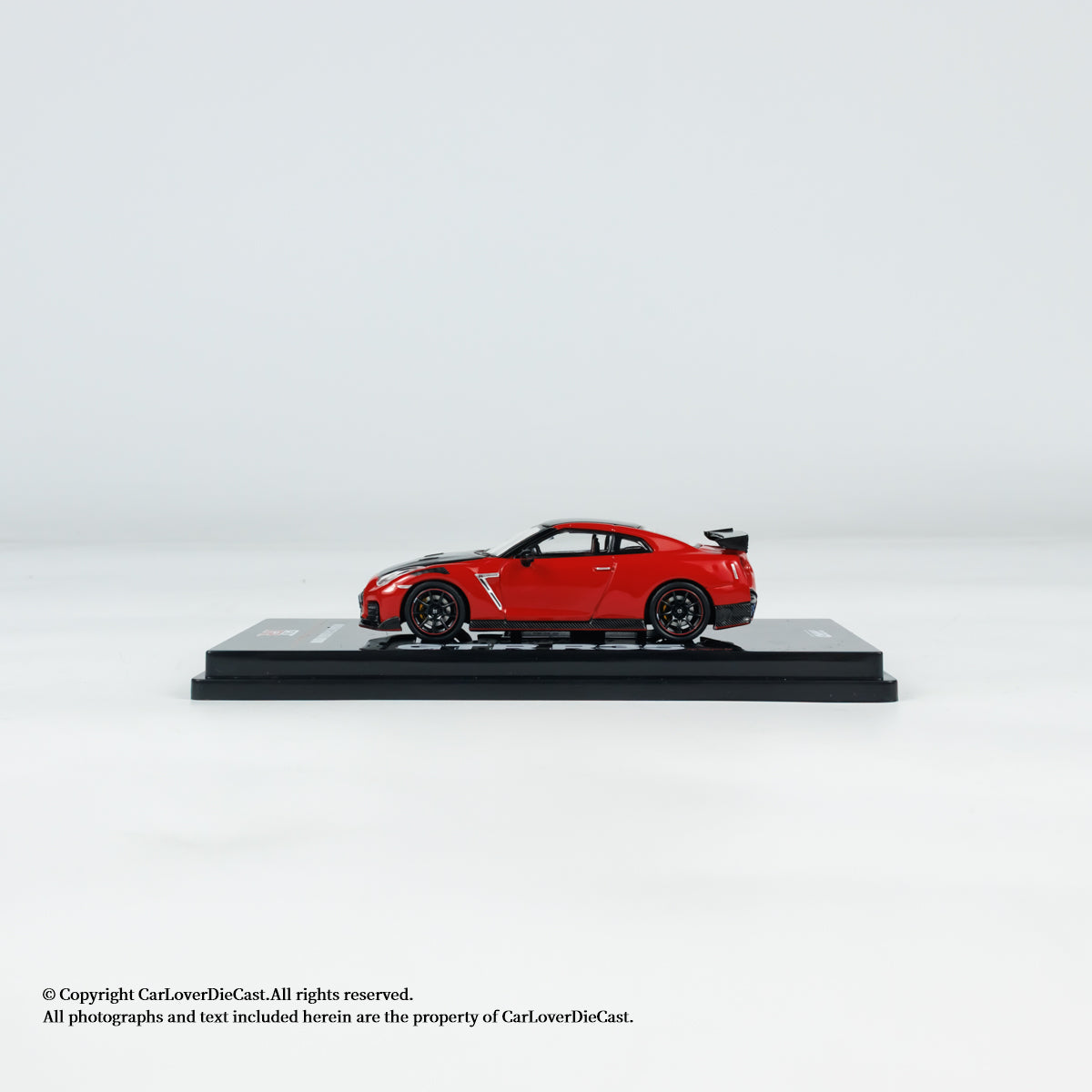 INNO64 1:64 Nissan GT-R R35 NISMO Red (IN64-R35N-RED)