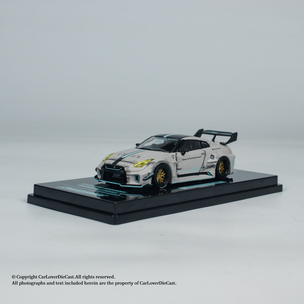 INNO64 1:64 Nissan GT-R R35 WIDEBODY ”ZHUOHAO LIU X INNO64" China Beijing Hobby Expo HEC 2025 Event Edition (IN64-R35SL-HEC25)