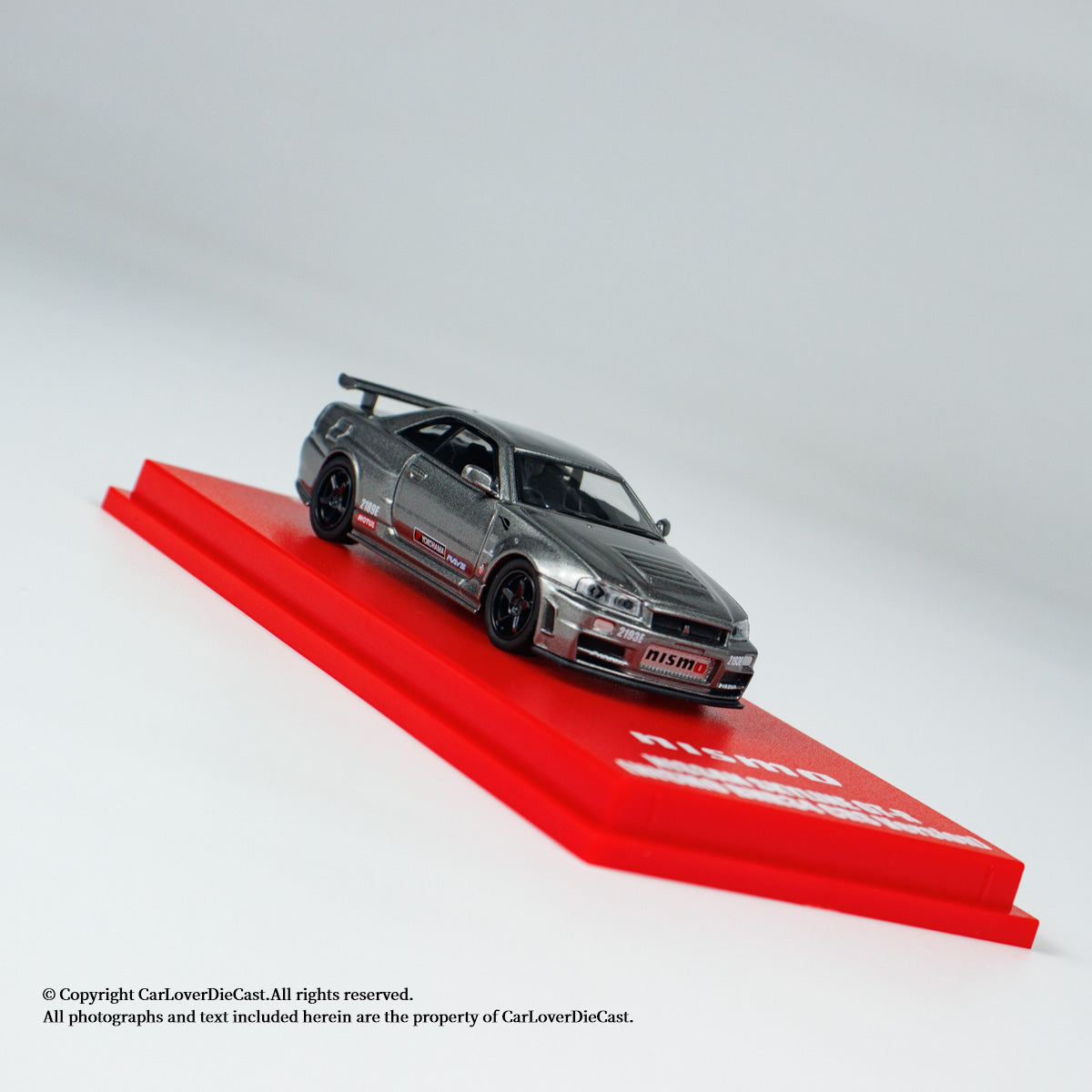 Kyosho 1:64 Nissan NISMO R34 GT-R Grey NISMO BNR34 CRS Version (MOTN LED Base Compatible)
