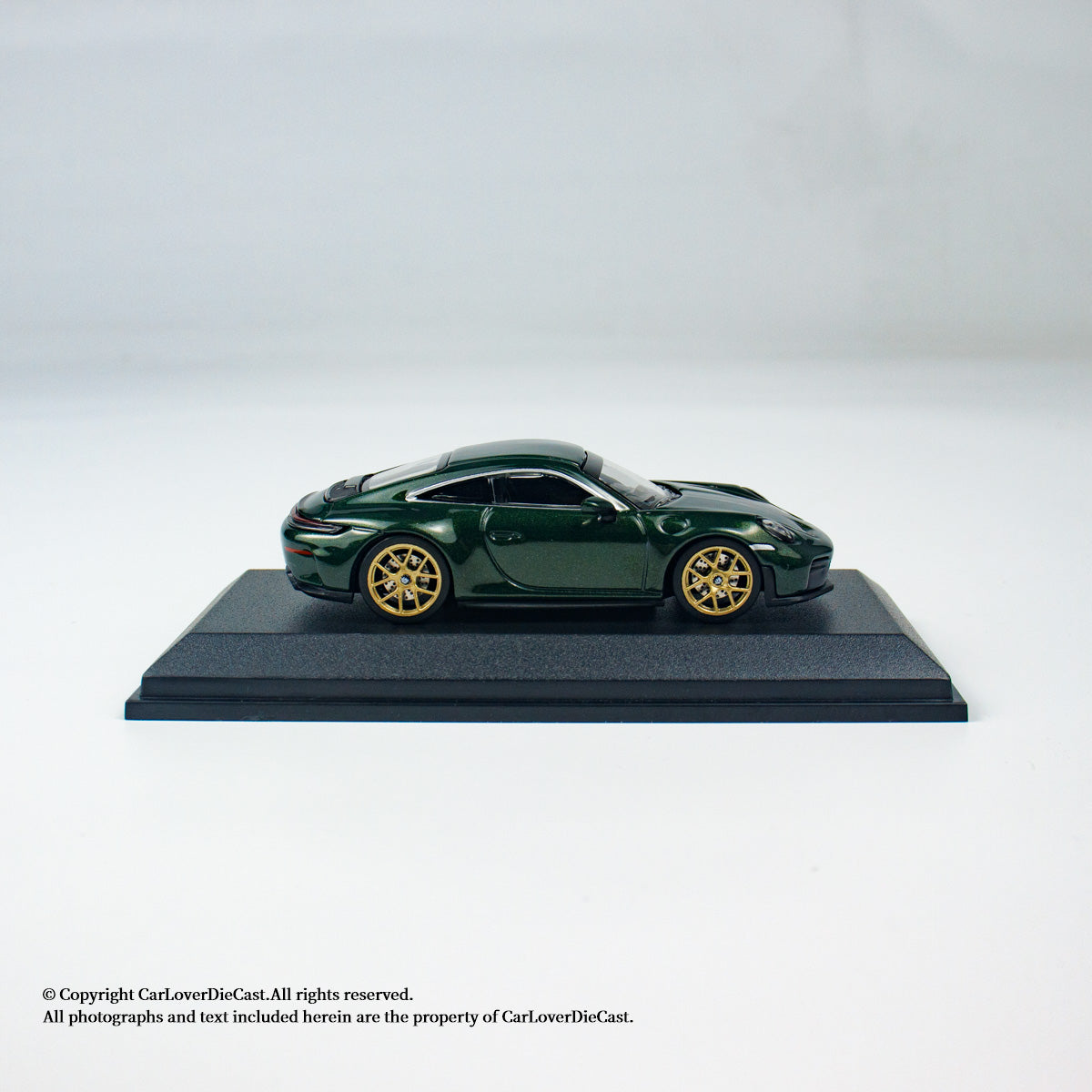 MINICHAMPS 1:64 PORSCHE 911 (992.2) GT3 TOURING - 2025 - GREEN METALLIC - EXCLUSIVE FOR CLDC