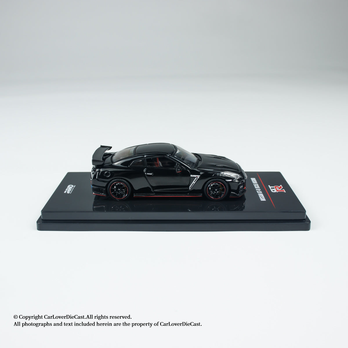 INNO64 1:64 NISSAN GT-R (R35) NISMO Black (IN64-R35N-BLA)