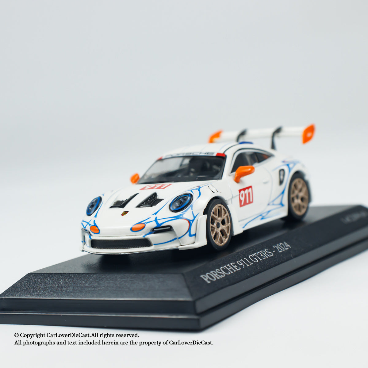 MINICHAMPS 1:64 PORSCHE 911 (992) GT3 RS - 2024 - WHITE W ORANGE ACCENTS - EXCLUSIVE FOR CLDC