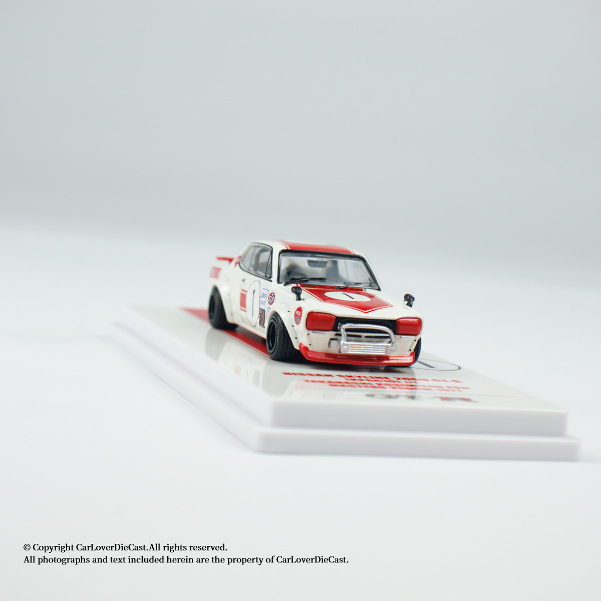 INNO64 1:64 NISSAN SKYLINE 2000 GT-R KPGC10 #1 (IN64-KPGC10-FM1971)