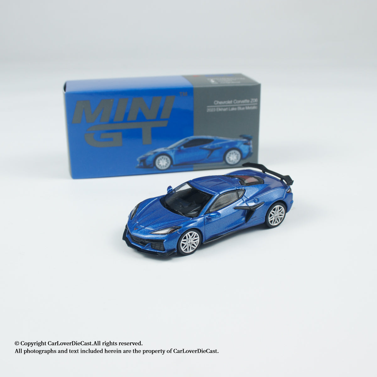 Mini GT 1:64 Chevrolet Corvette Z06 2023 Elkhart Lake Blue Metallic (MGT00892-CH)