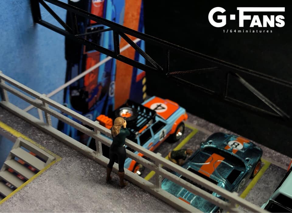 G-Fans 1/64 Gulf Double Levels Garage LED Light Diorama with acrylic cover