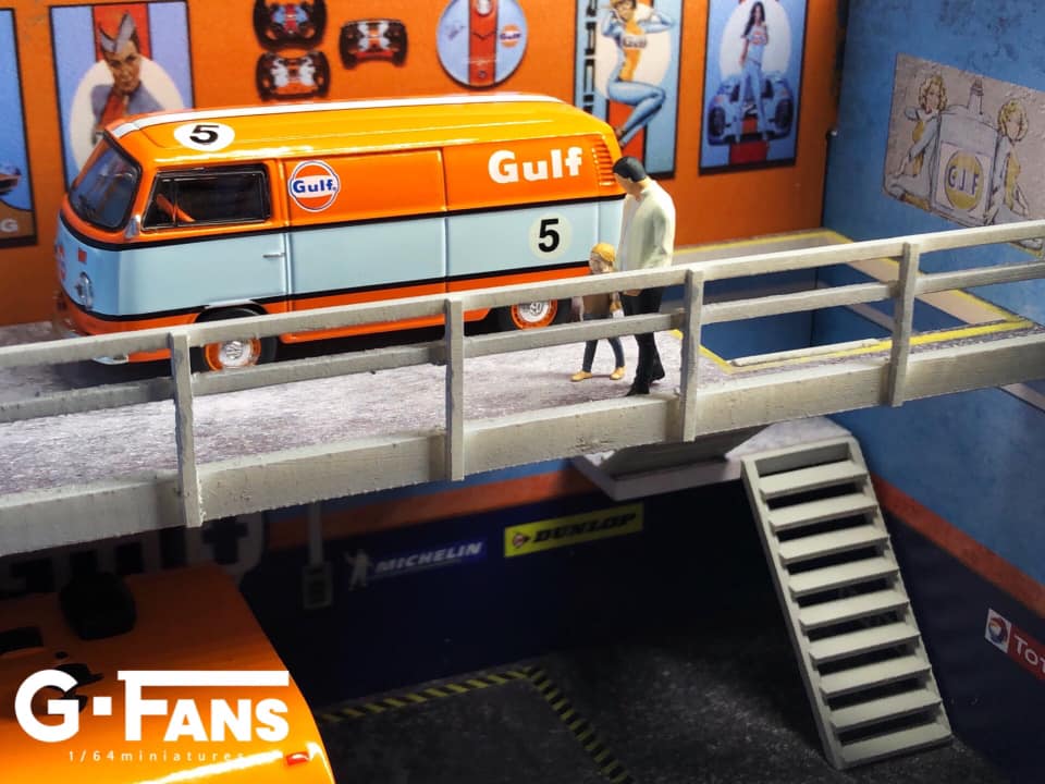 G-Fans 1/64 Gulf Double Levels Garage LED Light Diorama with acrylic cover