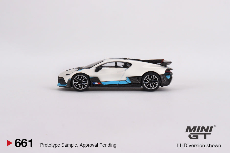 Mini GT 1:64 Bugatti Divo White LHD (MGT00661-CH)