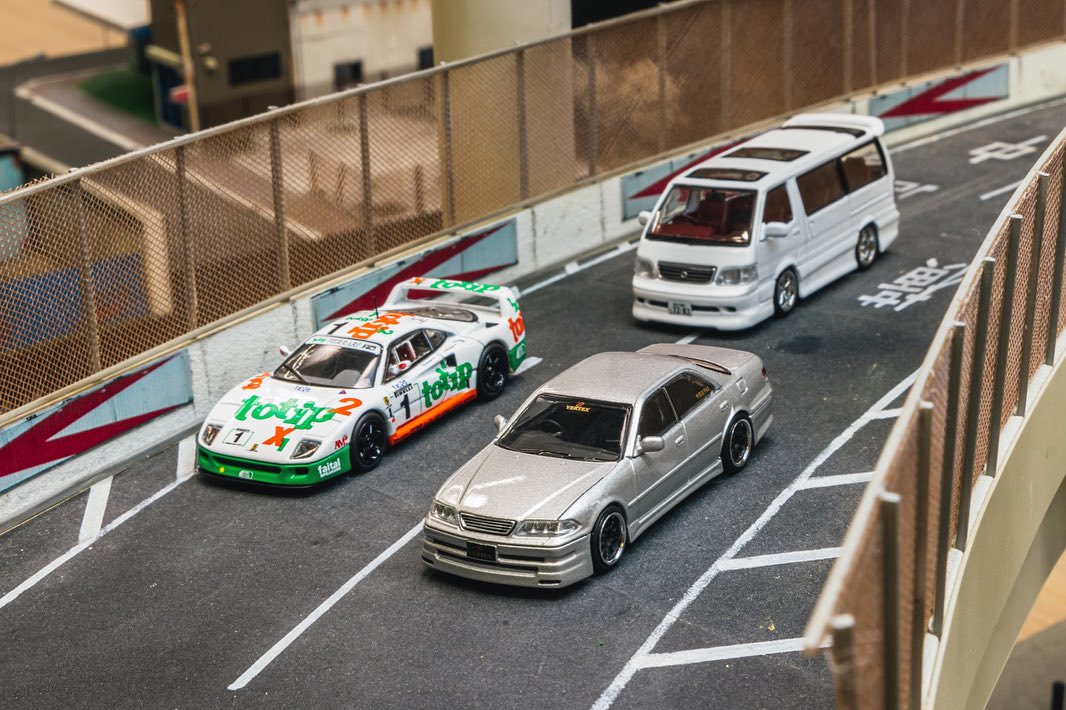 Tarmac Works X iXO Models 1/64 Ferrari F40 GT Italian GT Championship 1994 #1 - HK Toy Car Salon Special Edition - HOBBY64