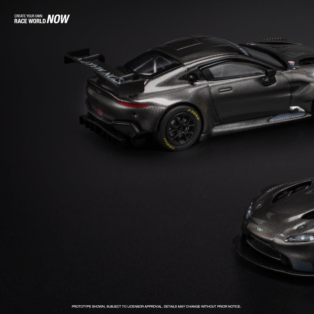Pop Race 1:64 Aston Martin Vantage GT3 Carbon Edition (PR640178)