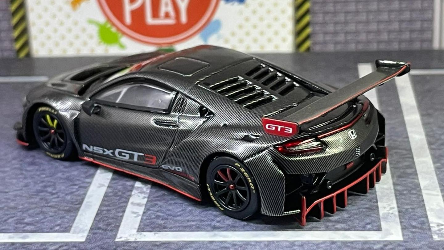 Pop Race 1:64 Honda NSX GT3 EVO 22 Carbon Edition Removable Engine Cover Detailed Engine (PR640159)