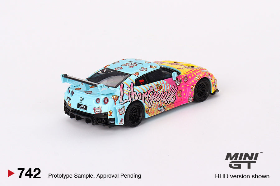 Mini GT 1:64 LB-Silhouette WORKS GT NISSAN 35GT-RR Ver.1 LBWK KUMA (MGT00742-CH)