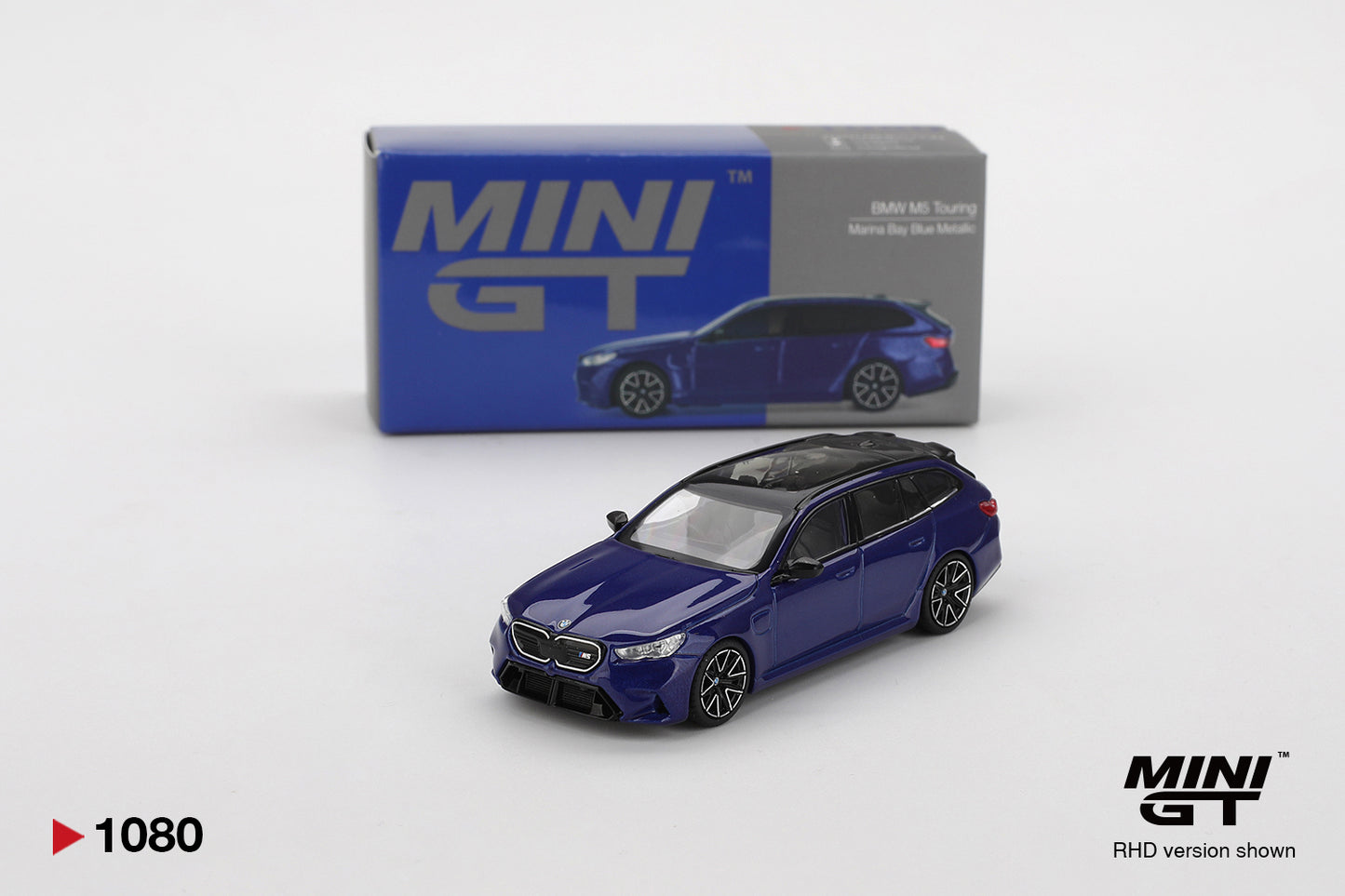 Mini GT 1:64 BMW M5 Touring Marina Bay Blue Metallic (MGT01080-CH)