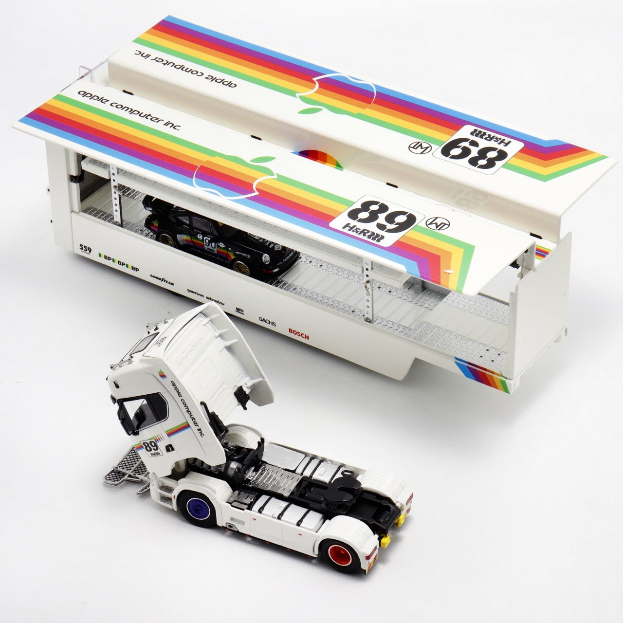 Kengfai X Maxwell 1:64 Scania S-Series 730 V8 Enclosed Double Deck Gull Wings Transporter Lorry Truck Livery White Apple #89 Edition Limited 450 Pieces