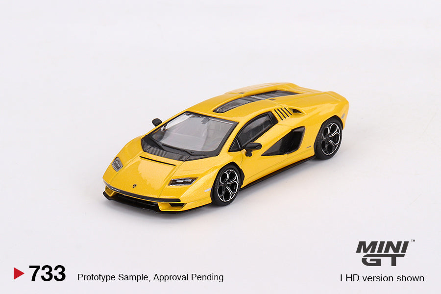 Mini GT 1:64 Lamborghini Countach LPI 800-4 New Giallo Orion (MGT00733-L)