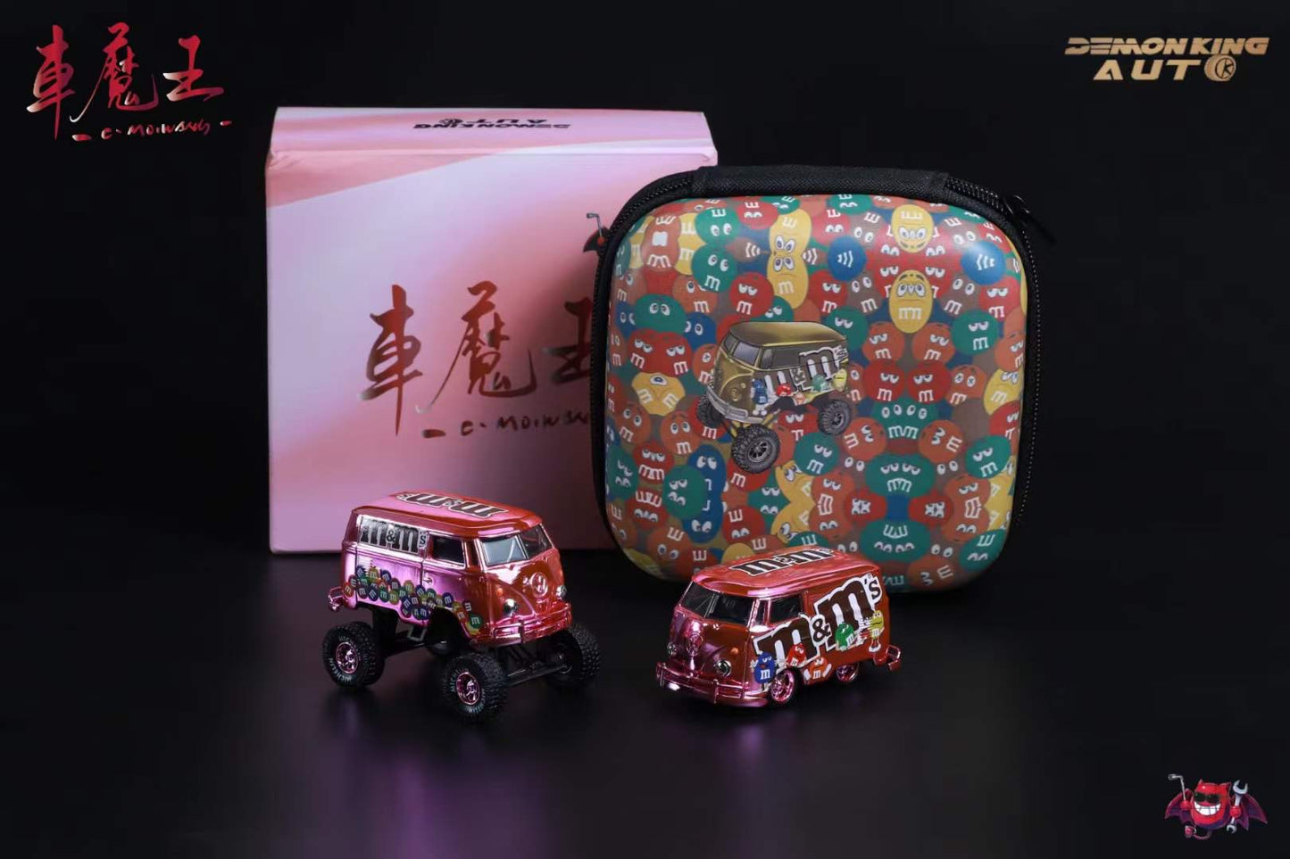 Demon King Auto x HY Model 1:64 Volkswagen T1 Kombi Camper Van Short Axis Egg Car M&M Edition Chrome Pink 4x4 Monster Truck Wheels