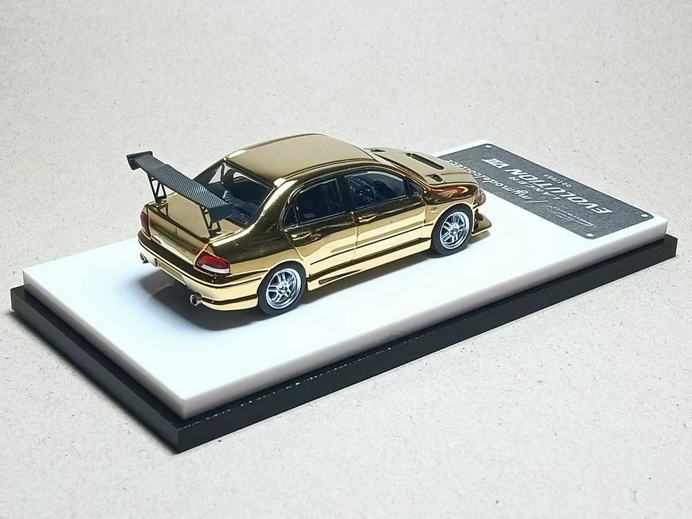 Model Collect 1:64 Mitsubishi Lancer Evolution 7 EVO VII Chrome Gold