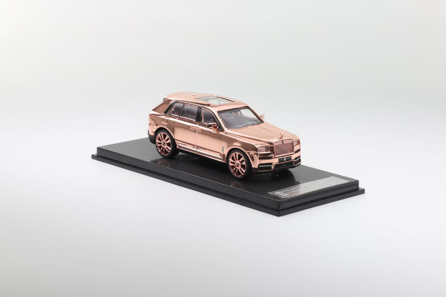 Smallcarart 1:64 Rolls Royce Cullinan Rose Gold Limited 399 Pieces