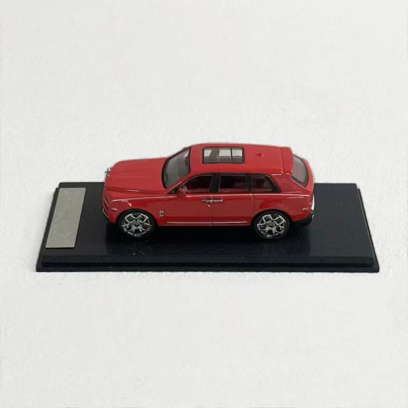 Smallcarart 1:64 Rolls Royce Cullinan Red with White Lines Limited 399 Pieces