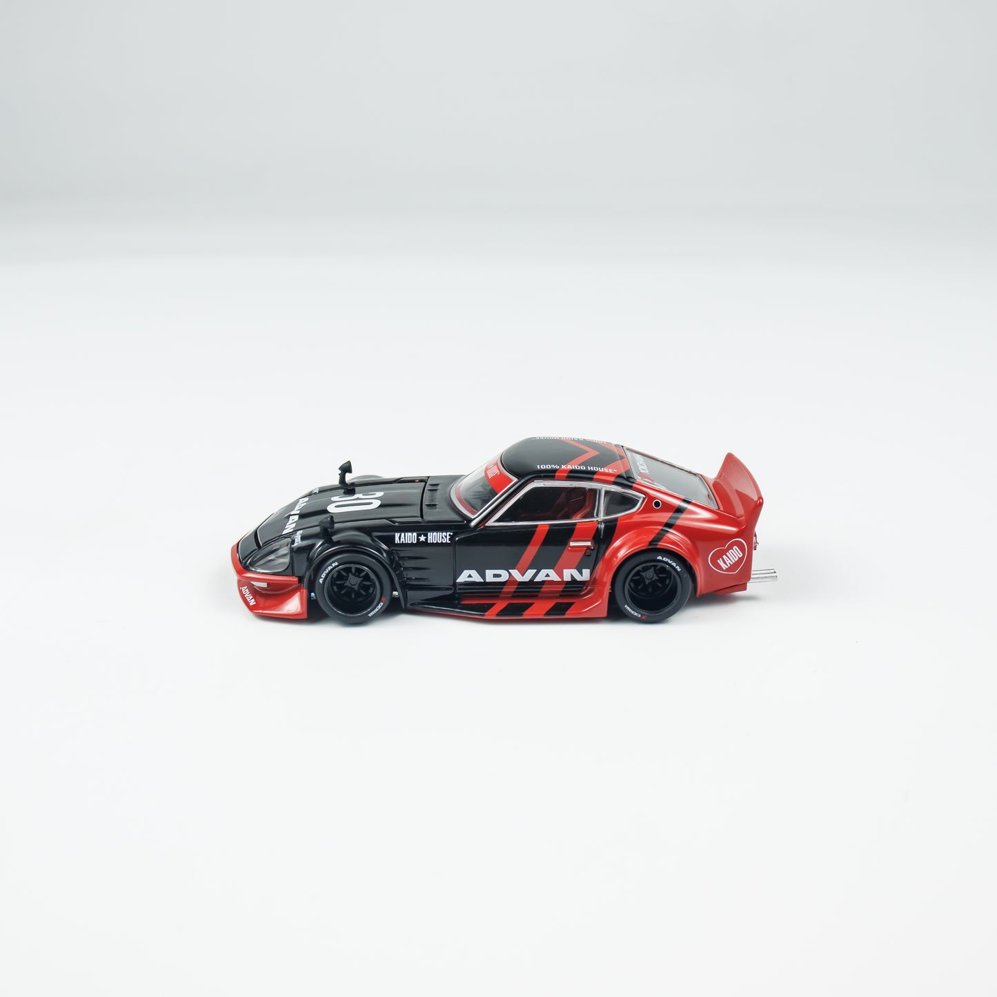 Mini GT 1:64 Nissan Fairlady Z Kaido GT ADVAN Kaidohouse (KHMG172)