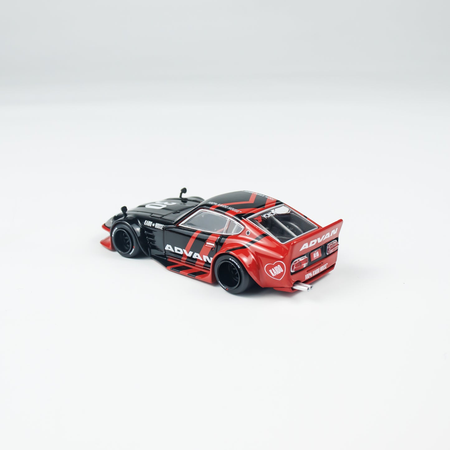 Mini GT 1:64 Nissan Fairlady Z Kaido GT ADVAN Kaidohouse (KHMG172)