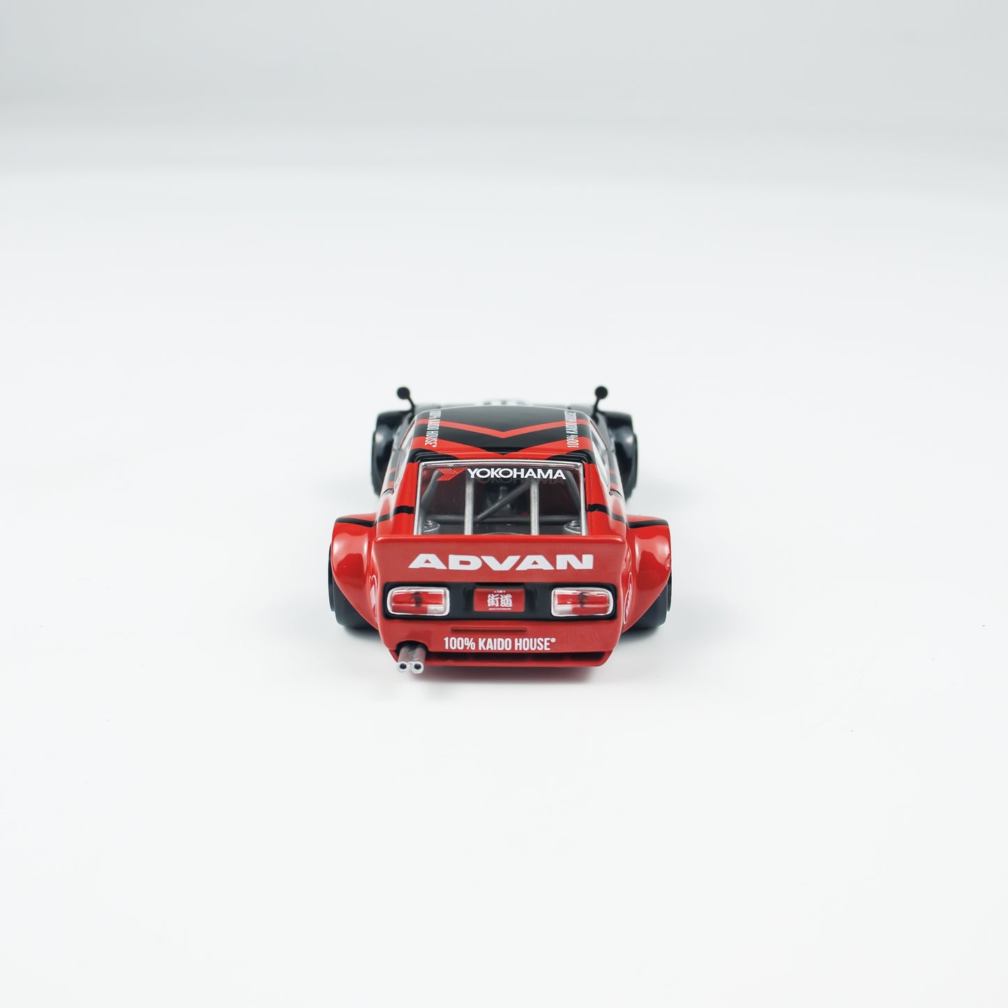 Mini GT 1:64 Nissan Fairlady Z Kaido GT ADVAN Kaidohouse (KHMG172)
