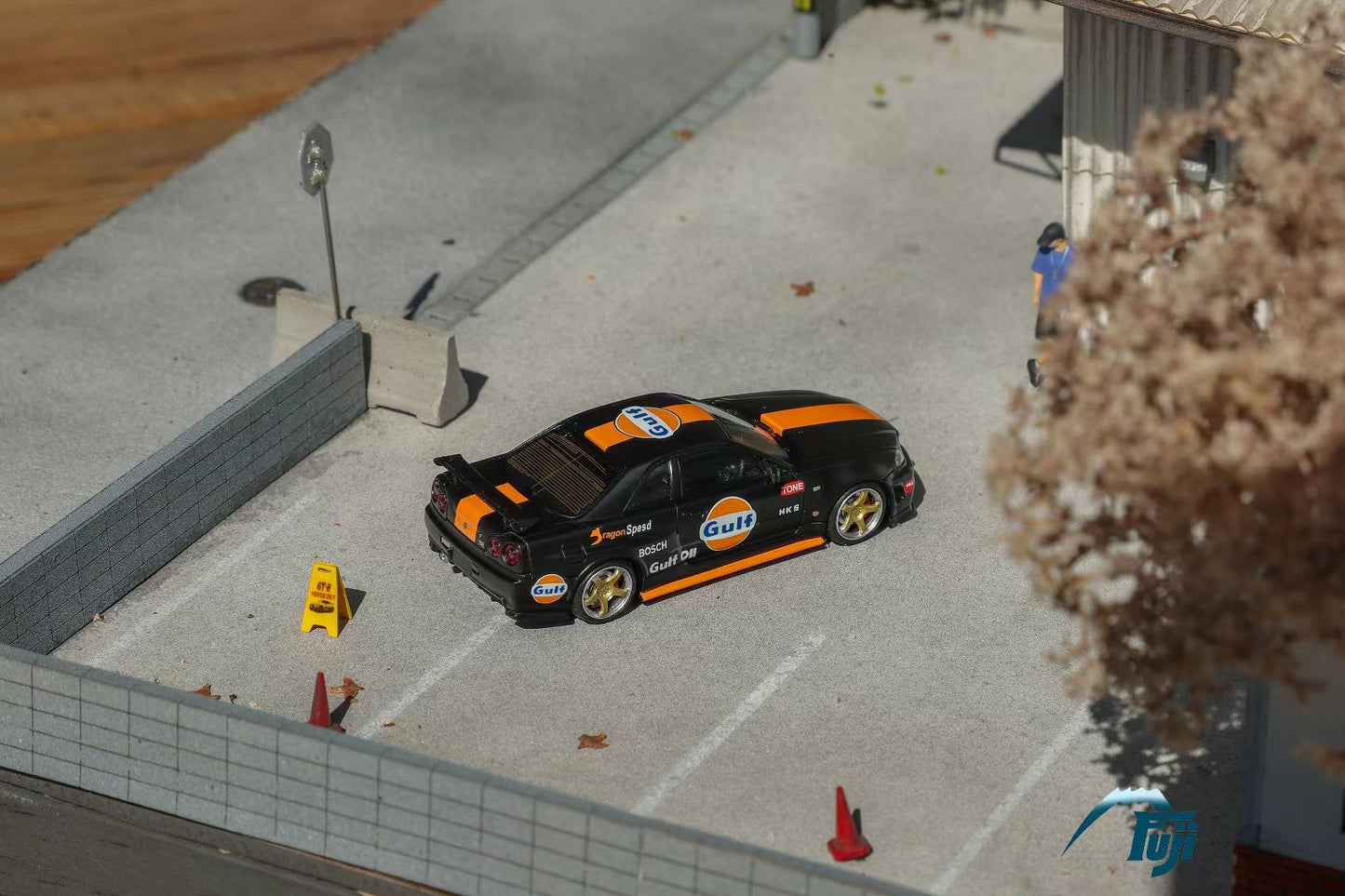 Fuji 1:64 Nissan Skyline GT-R R34 Nismo Z-Tune Gulf Black Edition