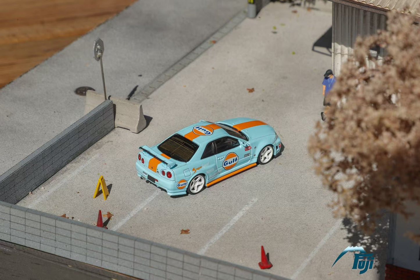 Fuji 1:64 Nissan Skyline GT-R R34 Nismo Z-Tune Gulf Blue Edition