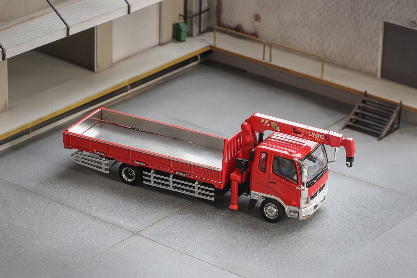 GCD 1:64 Mitsubishi Fuso Fighter Boom Lifter Crane Truck Official Licensed Red with 3 Thick and 3 Thin Bunches of Metal Pipes Accessories