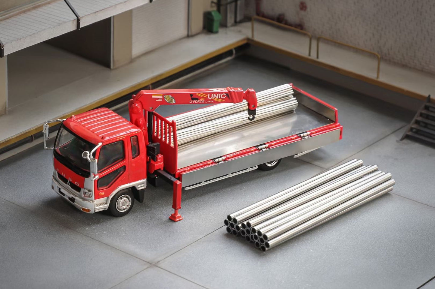 GCD 1:64 Mitsubishi Fuso Fighter Boom Lifter Crane Truck Official Licensed Red with 3 Thick and 3 Thin Bunches of Metal Pipes Accessories