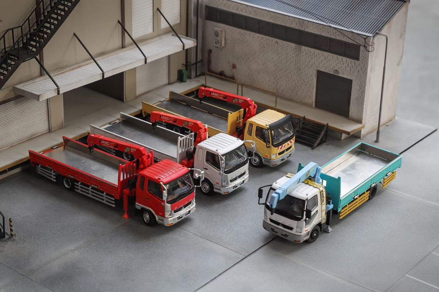 GCD 1:64 Mitsubishi Fuso Fighter Boom Lifter Crane Truck Official Licensed Red with 3 Thick and 3 Thin Bunches of Metal Pipes Accessories
