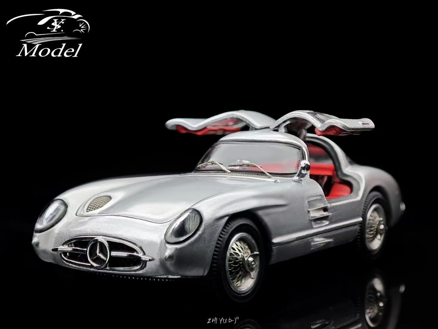 YS Model 1:64 Mercedes Benz SL Class MK1 300SLR W196S 1955 Uhlenhaut Coupe Openable Front Engine Hood and Gull Wing Doors