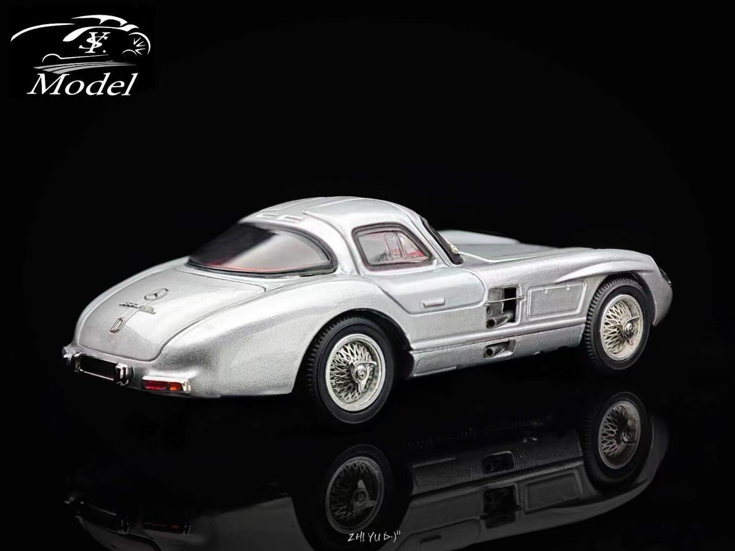 YS Model 1:64 Mercedes Benz SL Class MK1 300SLR W196S 1955 Uhlenhaut Coupe Openable Front Engine Hood and Gull Wing Doors