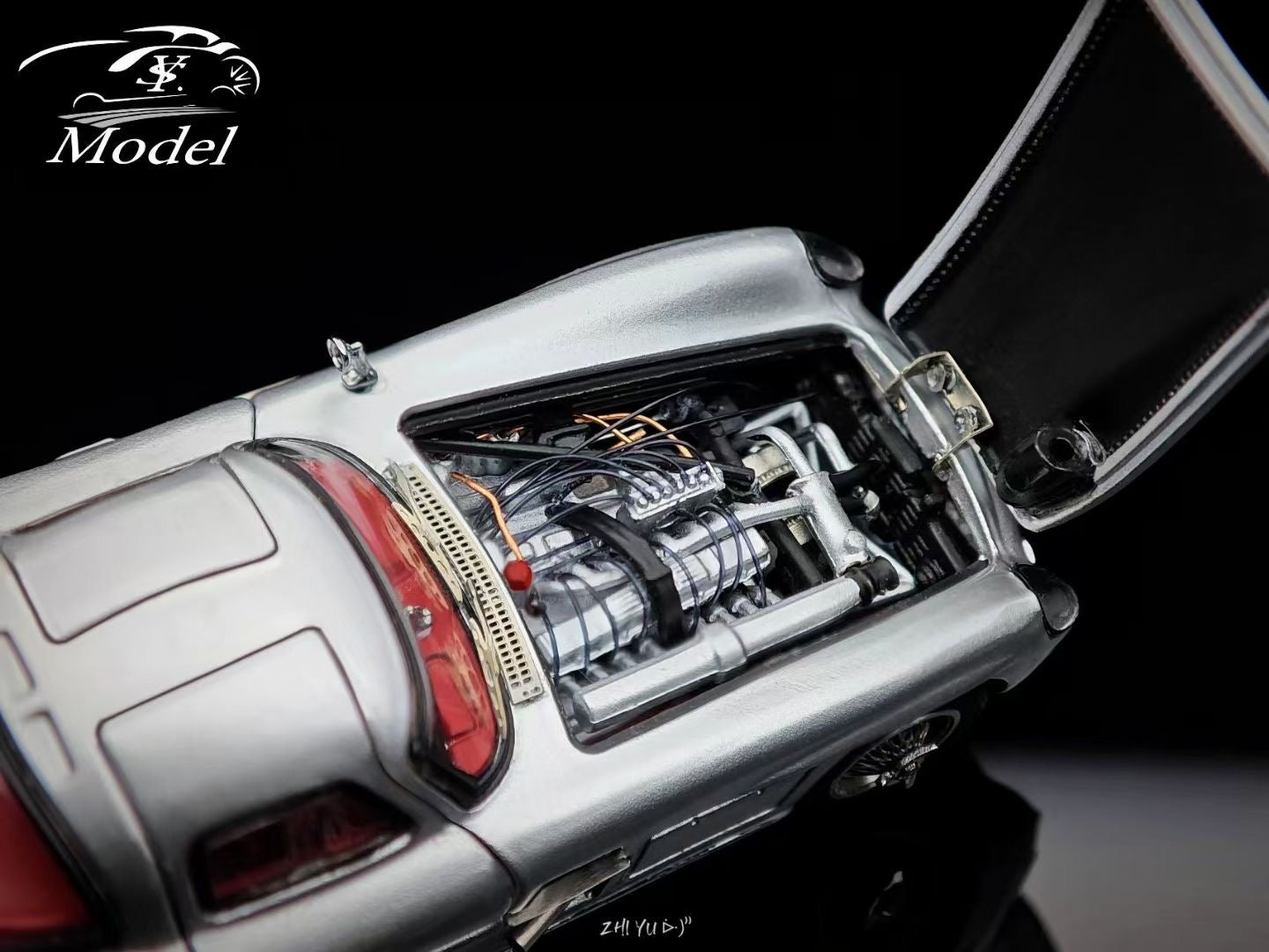 YS Model 1:64 Mercedes Benz SL Class MK1 300SLR W196S 1955 Uhlenhaut Coupe Openable Front Engine Hood and Gull Wing Doors