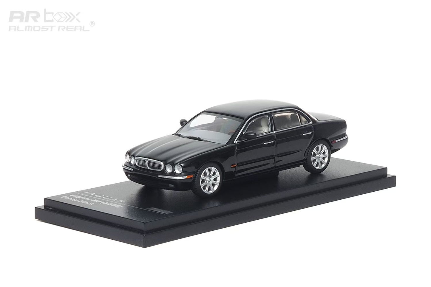 AR Box 1:64 Jaguar XJ350 Ebony Black Jaguar Official Licensed