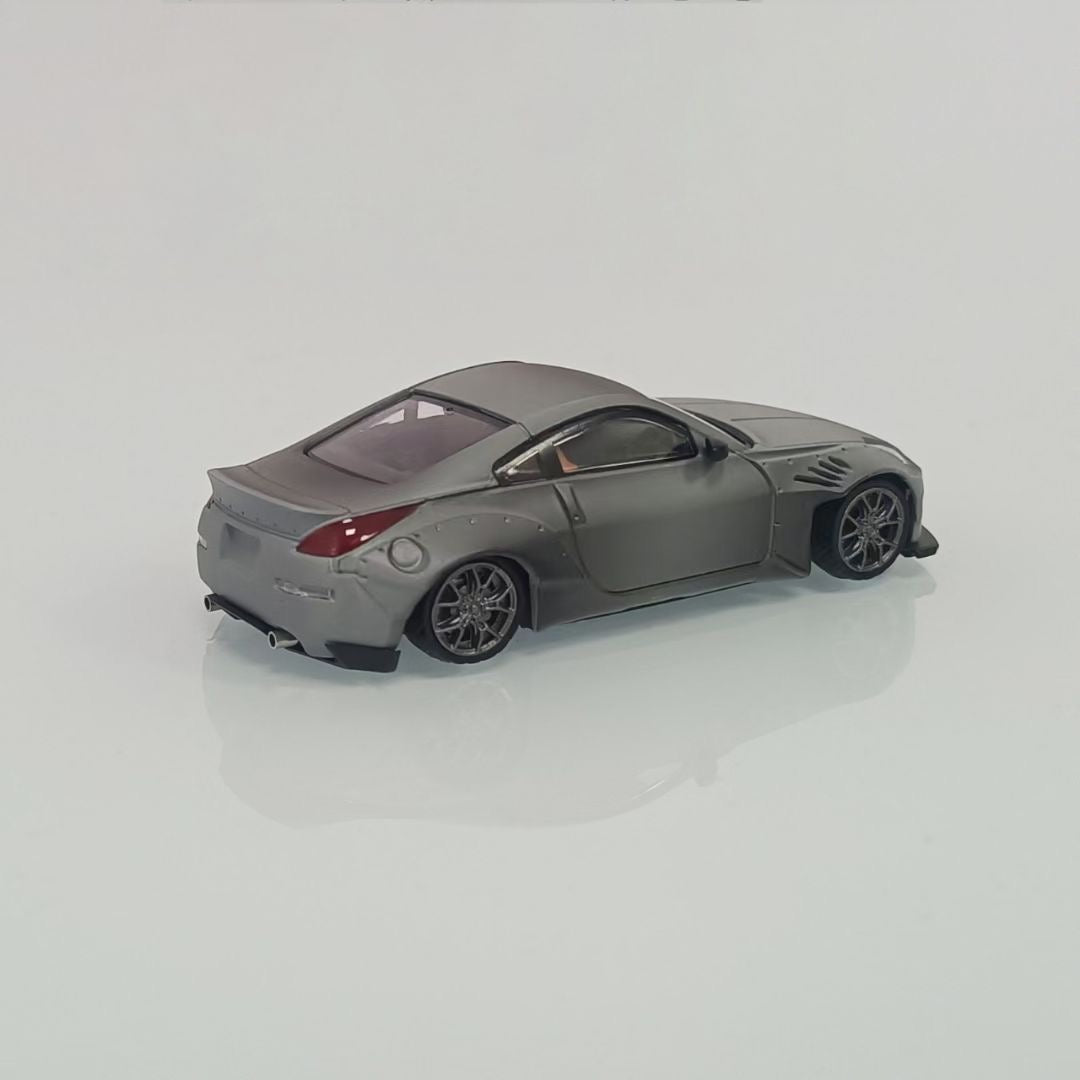 Solo 1:64 Nissan Fairlady Z33 350Z Pandem Rocket Bunny Custom Combat Grey