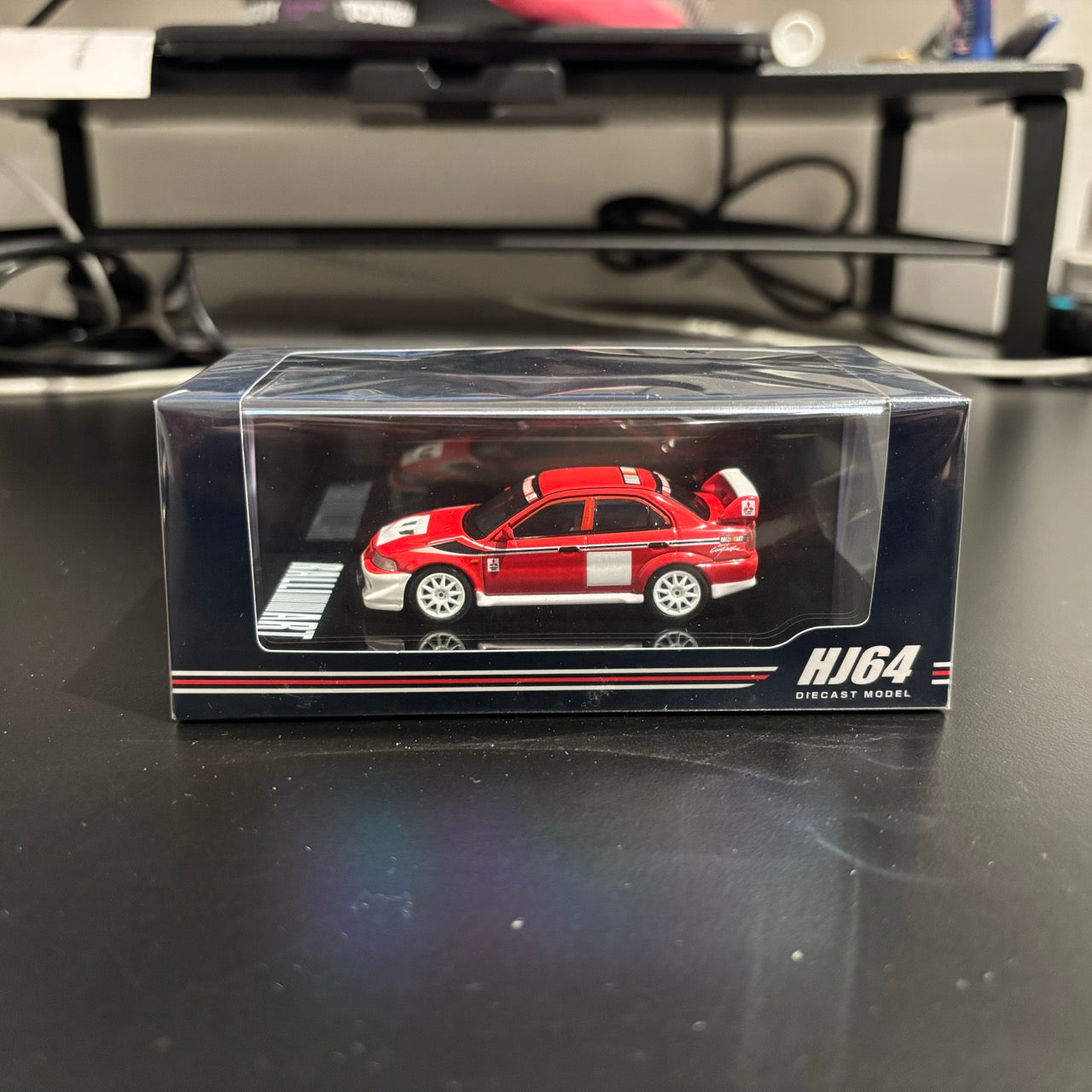 Hobby Japan 1:64 MITSUBISHI LANCER RS EVOLUTION 6 (CP9A) 2000 RALLIART WHITE/RED Official Licensed (HJ643033RC)