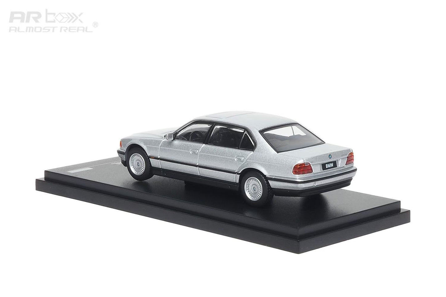 AR Box 1:64 BMW 7 Series Mk3 E38 750iL Silver BMW Official Licensed