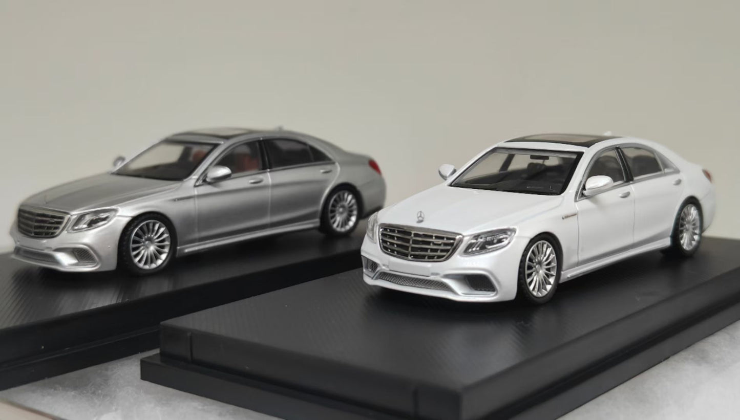 MJ Model 1:64 Mercedes Benz S-Class S65 AMG W222 Silver