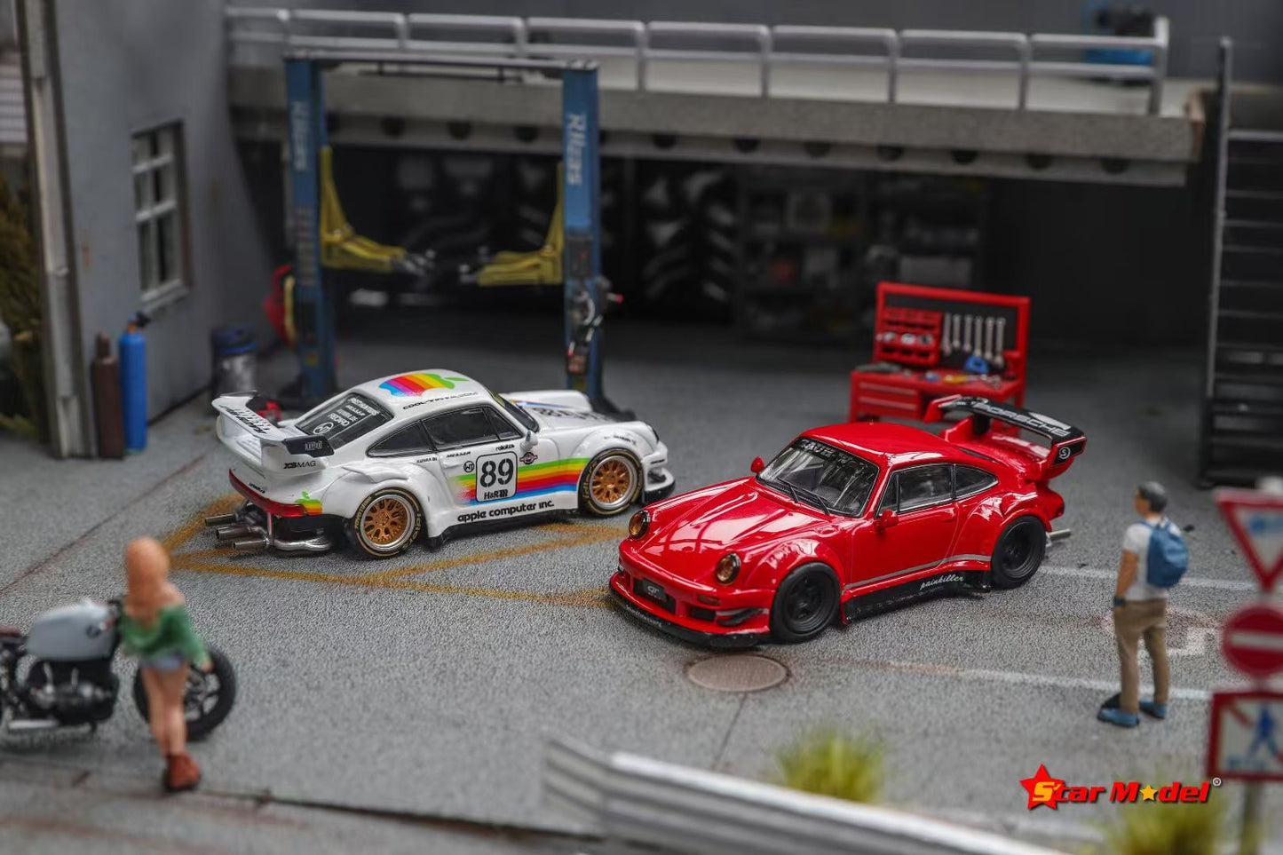 Star Model 1:64 Porsche RWB 930 GT Wing Spoiler Red with Yellow Lights Limited 999 Pieces