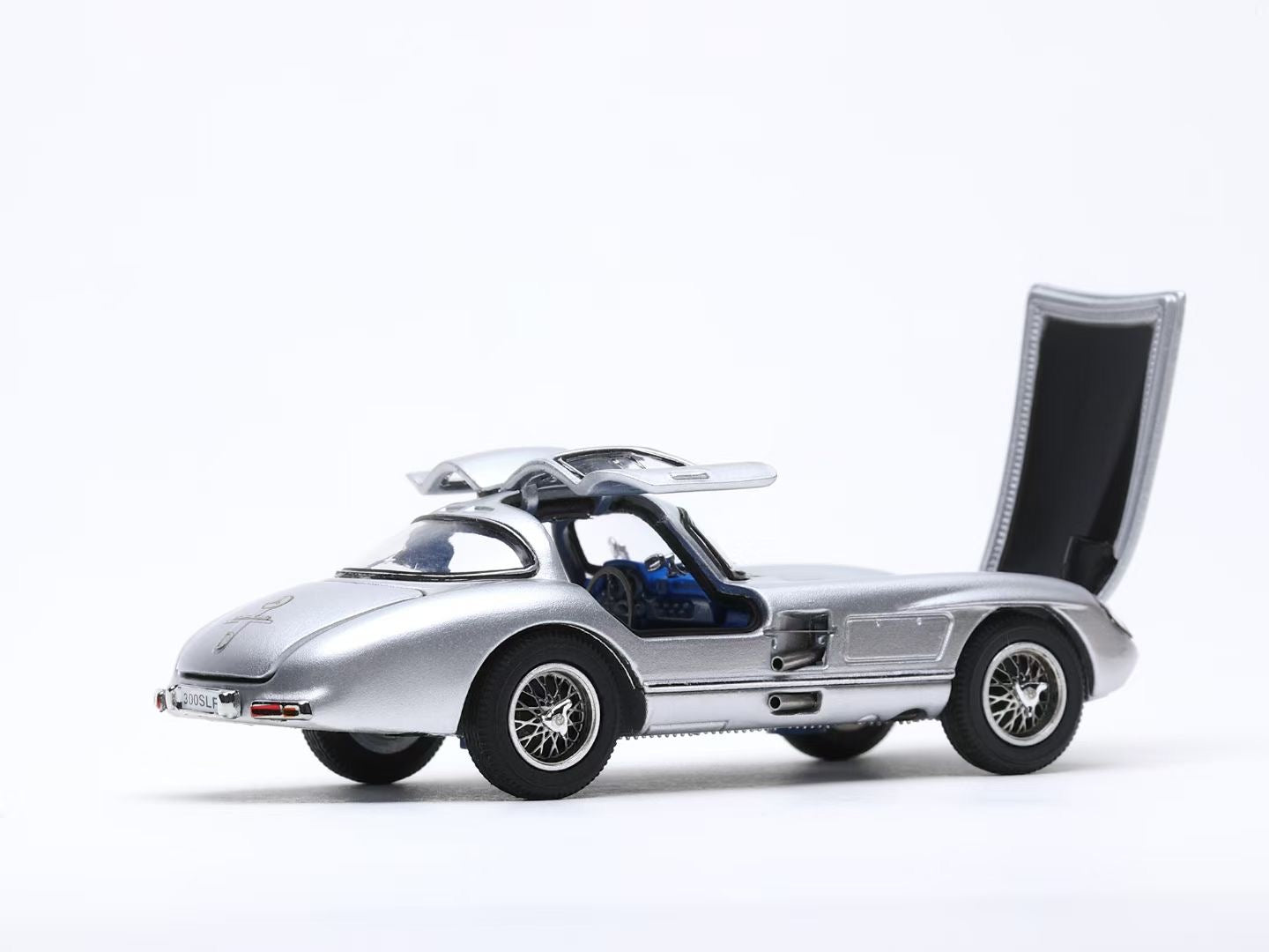 YS Model 1:64 Mercedes Benz SL Class MK1 300 SLR W196S 1955 Uhlenhaut Coupe Silver with Blue Interior (Openable Front Engine Hood and Gull Wing Doors)