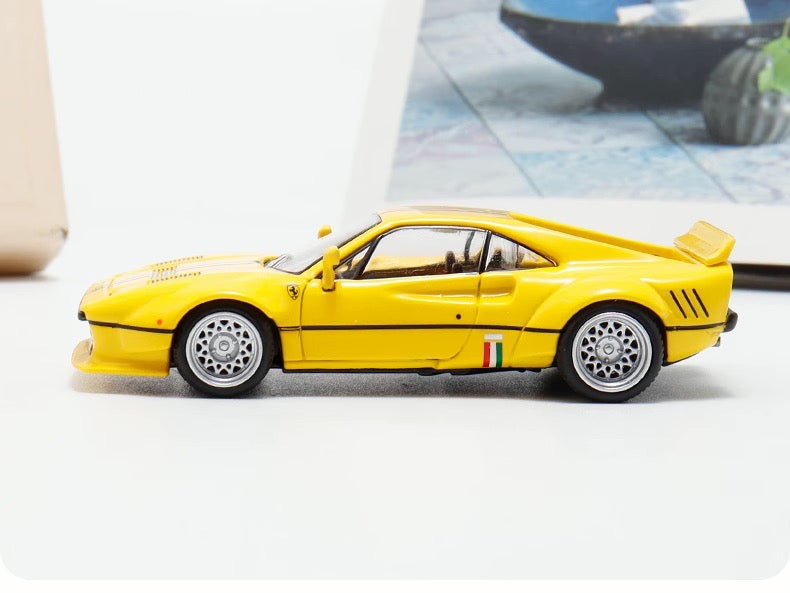 Hone Model 1:64 Ferrari 288 GTO Wide Body Custom Yellow with Racing Strips Openable Rear Engine Hood