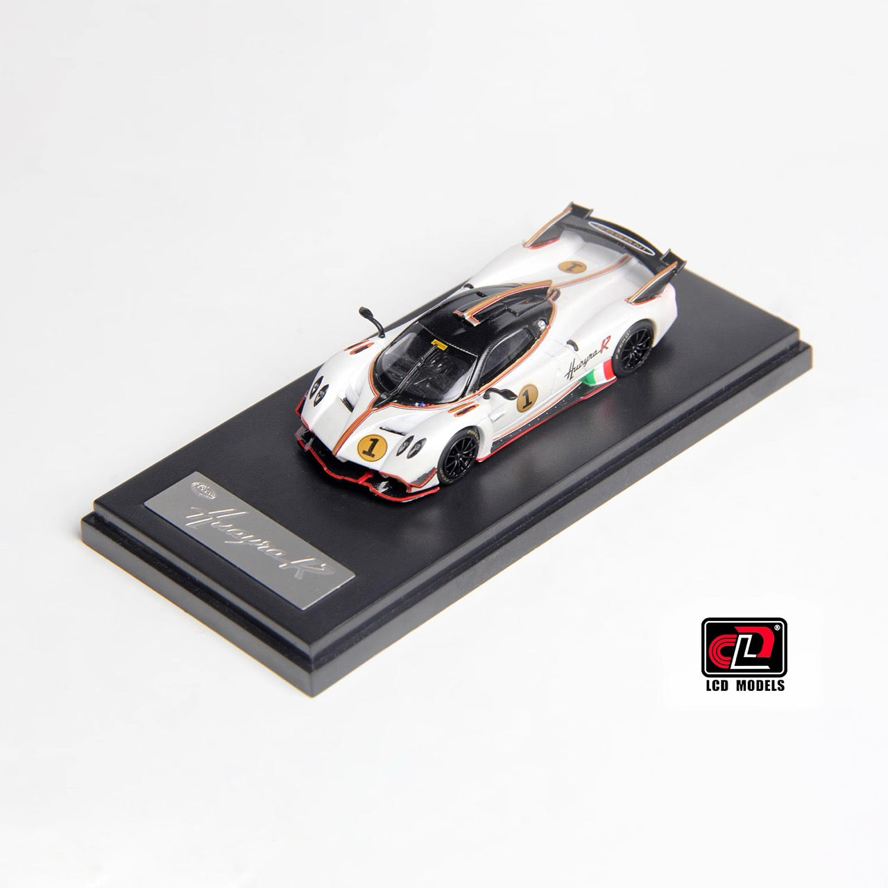 LCD 1:64 Pagani Huayra R White Official Licensed