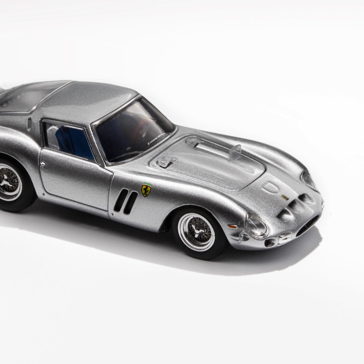 Classic Lover 1:64 Ferrari 250 GTO Silver Openable Front Hood Detailed Engine Limited 999 Pieces