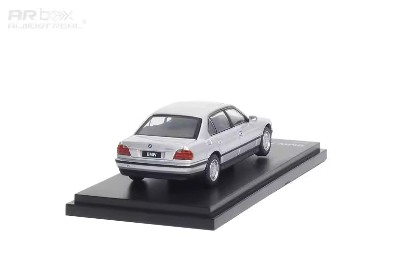 AR Box 1:64 BMW 7 Series Mk3 E38 750iL Silver BMW Official Licensed