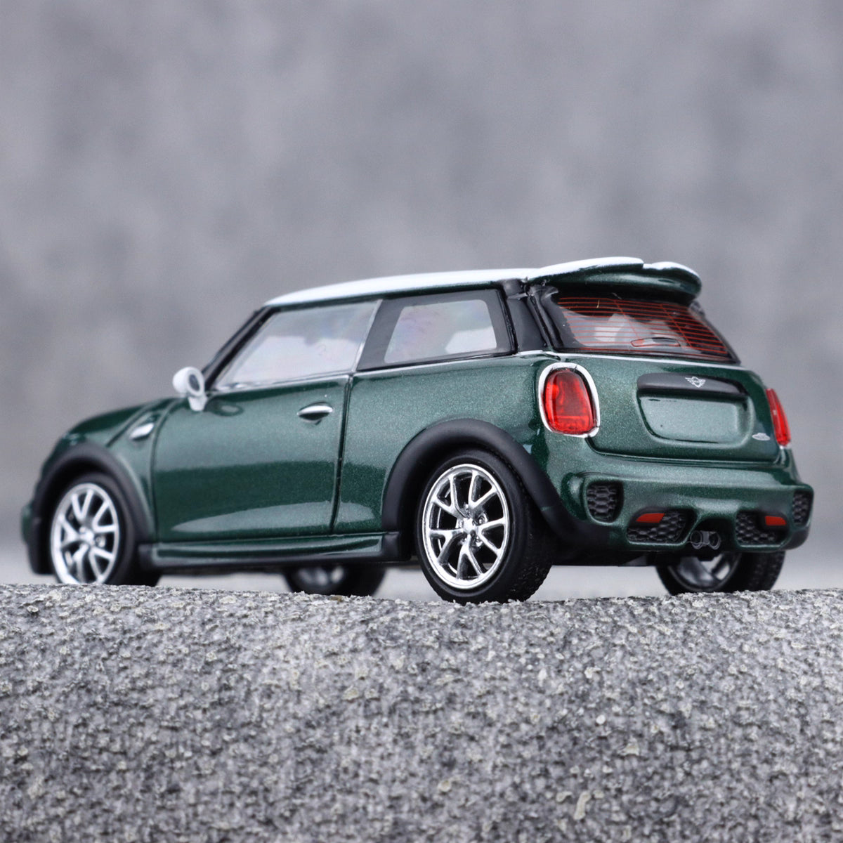Stance Hunters 1/64 Mini Cooper F56 JCW John Cooper Works Green
